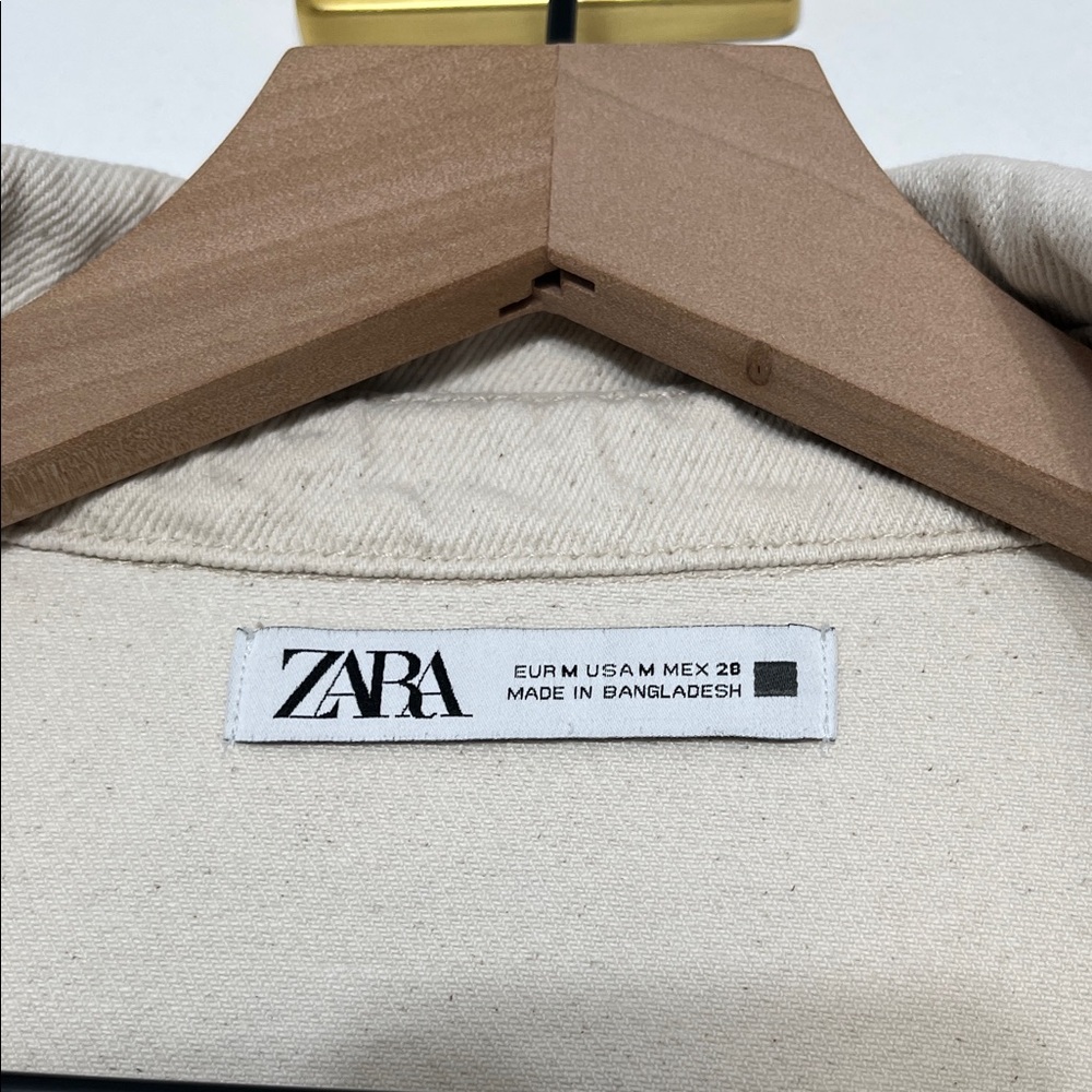 Zara Denim Cream Button-Up Distressed Jacket - Picture 4 of 11